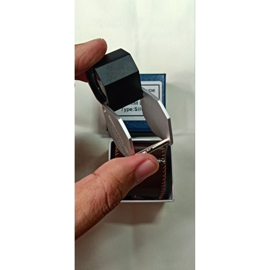 loupe permata dan berlian Gem True