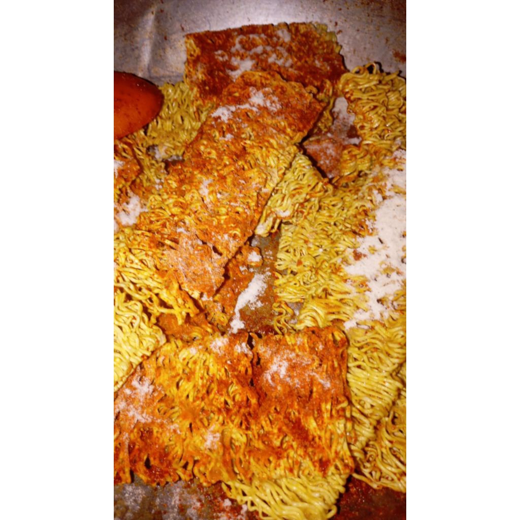 Krupuk mie Pedas Jarwek - Renyahnya Sensasi Pedas