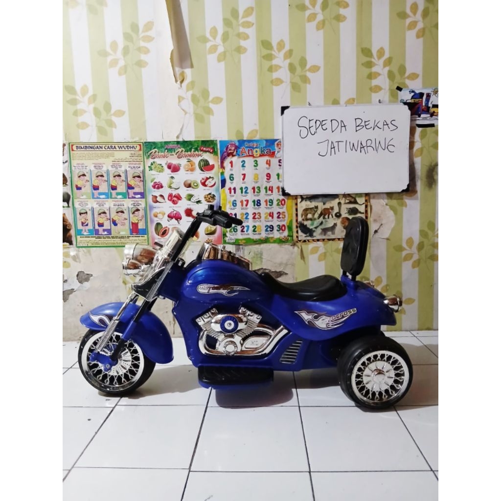 motoran aki bekas anak model harley "kondisi mati"