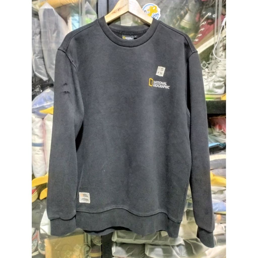 CREWNECK NATIONAL GEOGRAPHIC