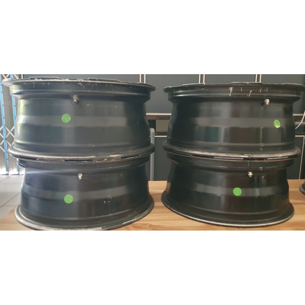Velg Mobil Second merk HSR ring 18, baut 4 dan 8.