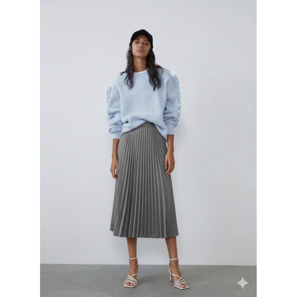 Zara Women's Pleated Skirt in Grey