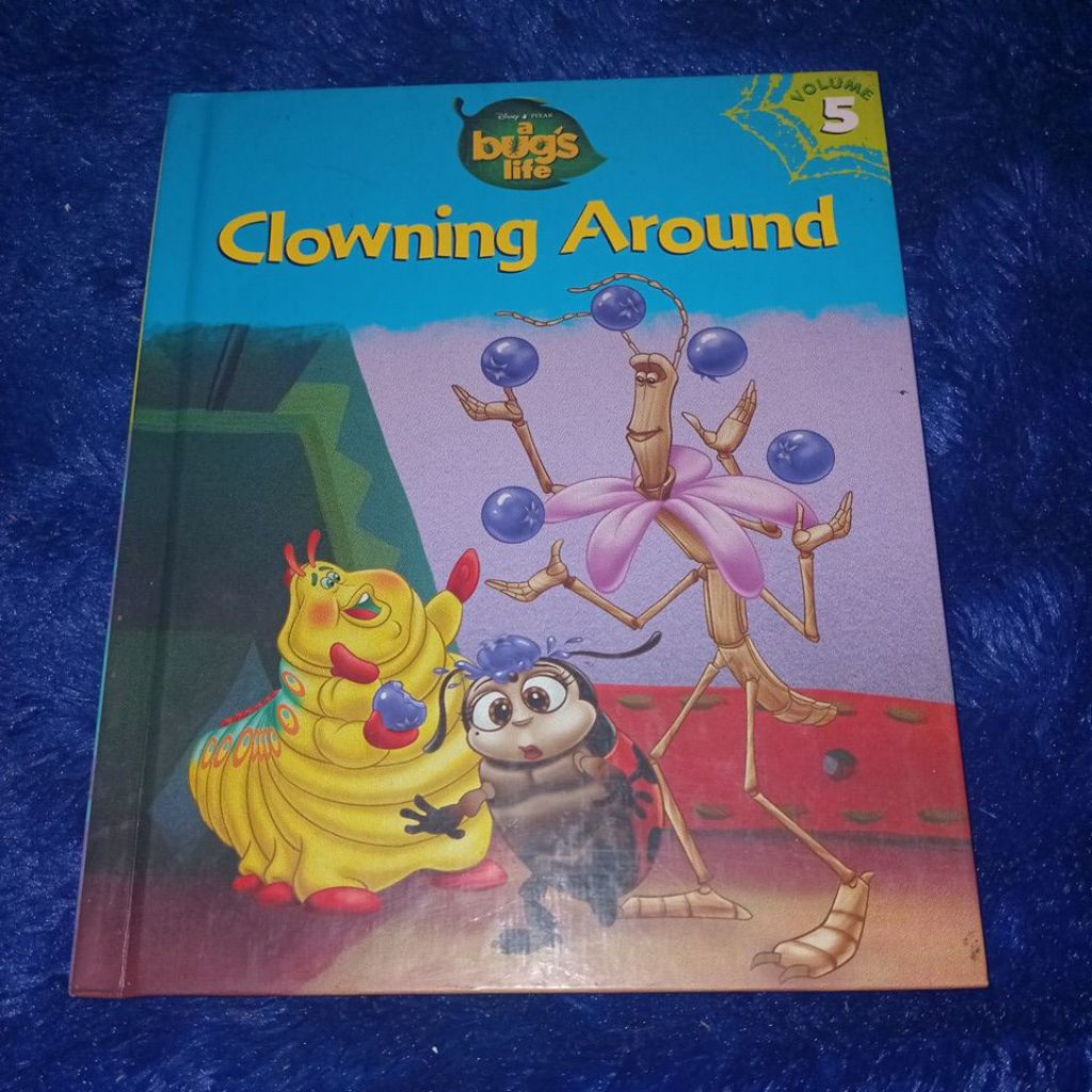 buku a bugs life - clowning around
