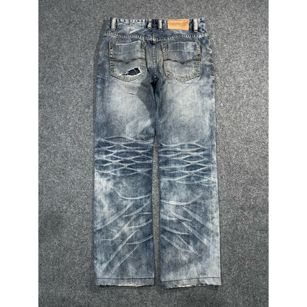 Celana jeans fading Vega denim second