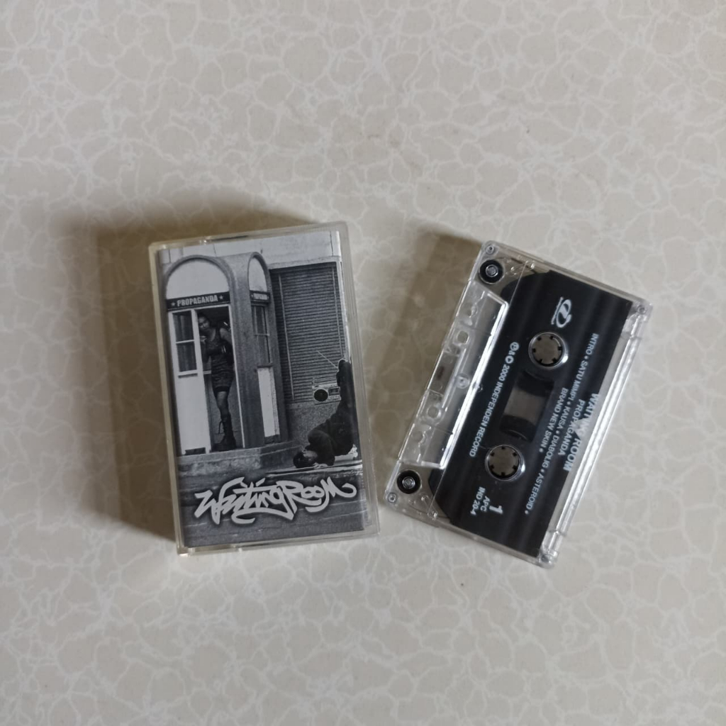 Kaset Pita Waiting Room Propaganda Original Kondisi Baik sekali