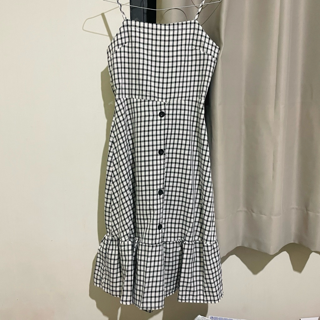 dress overall kotak