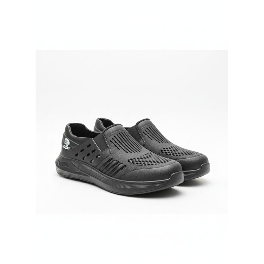 Sepatu slip on pria karet anti air dan anti Slip,