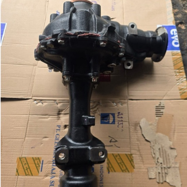 Gardan depan toyota fortuner hilux prado rasio 9.41 mesin 2TR-FE 2.7 cc original