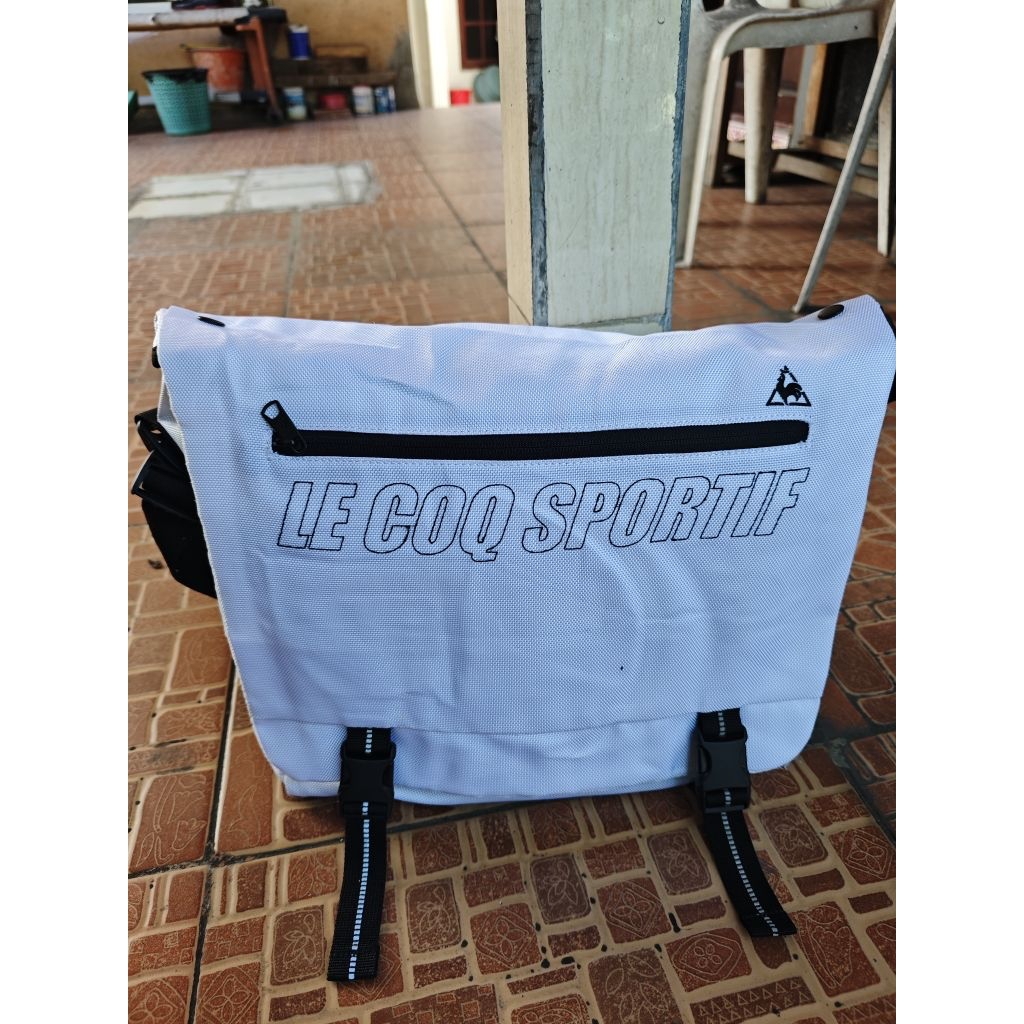 LE COQ SPORTIF SLING MESSENGER BAG