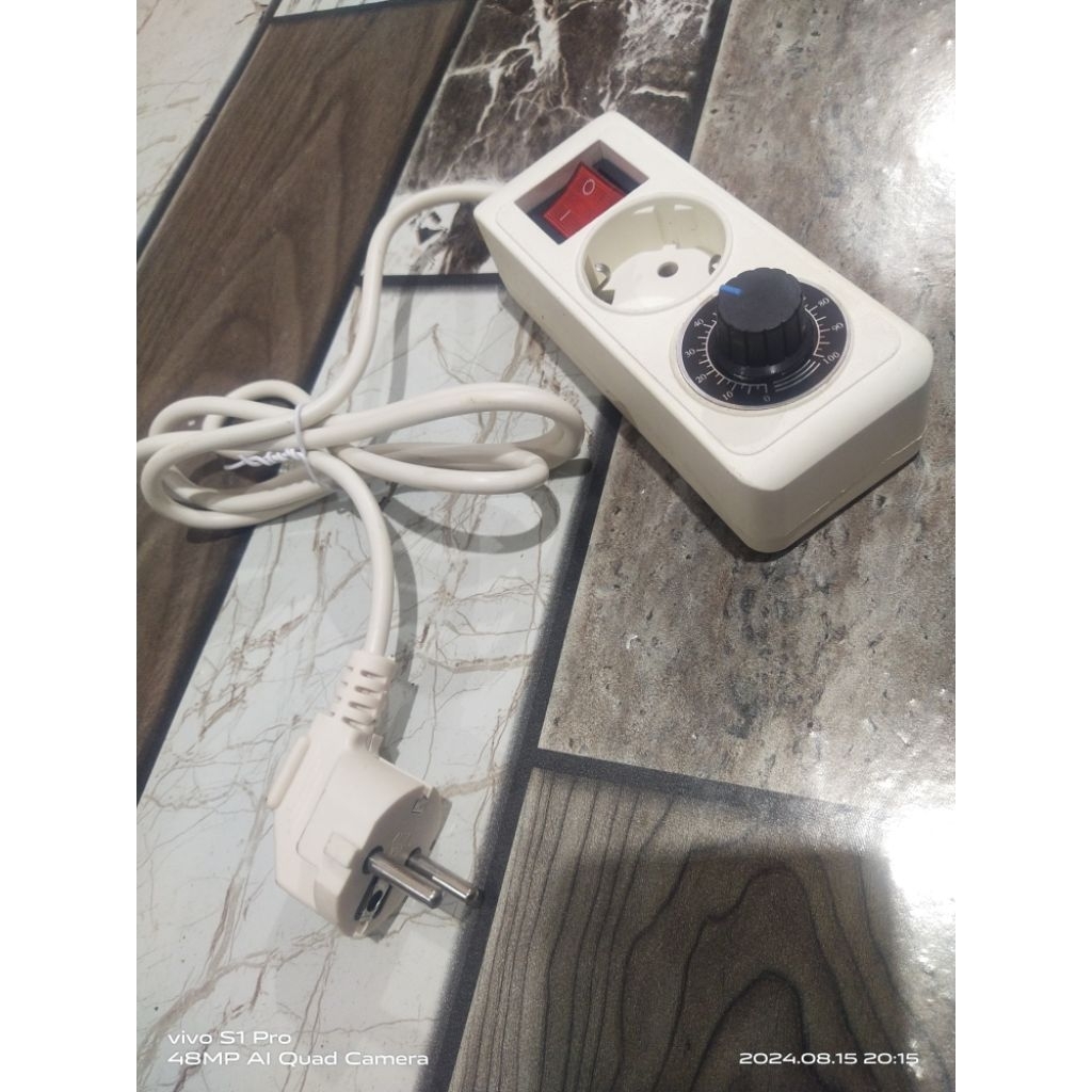 Dimmer 2000 watt plus kabel