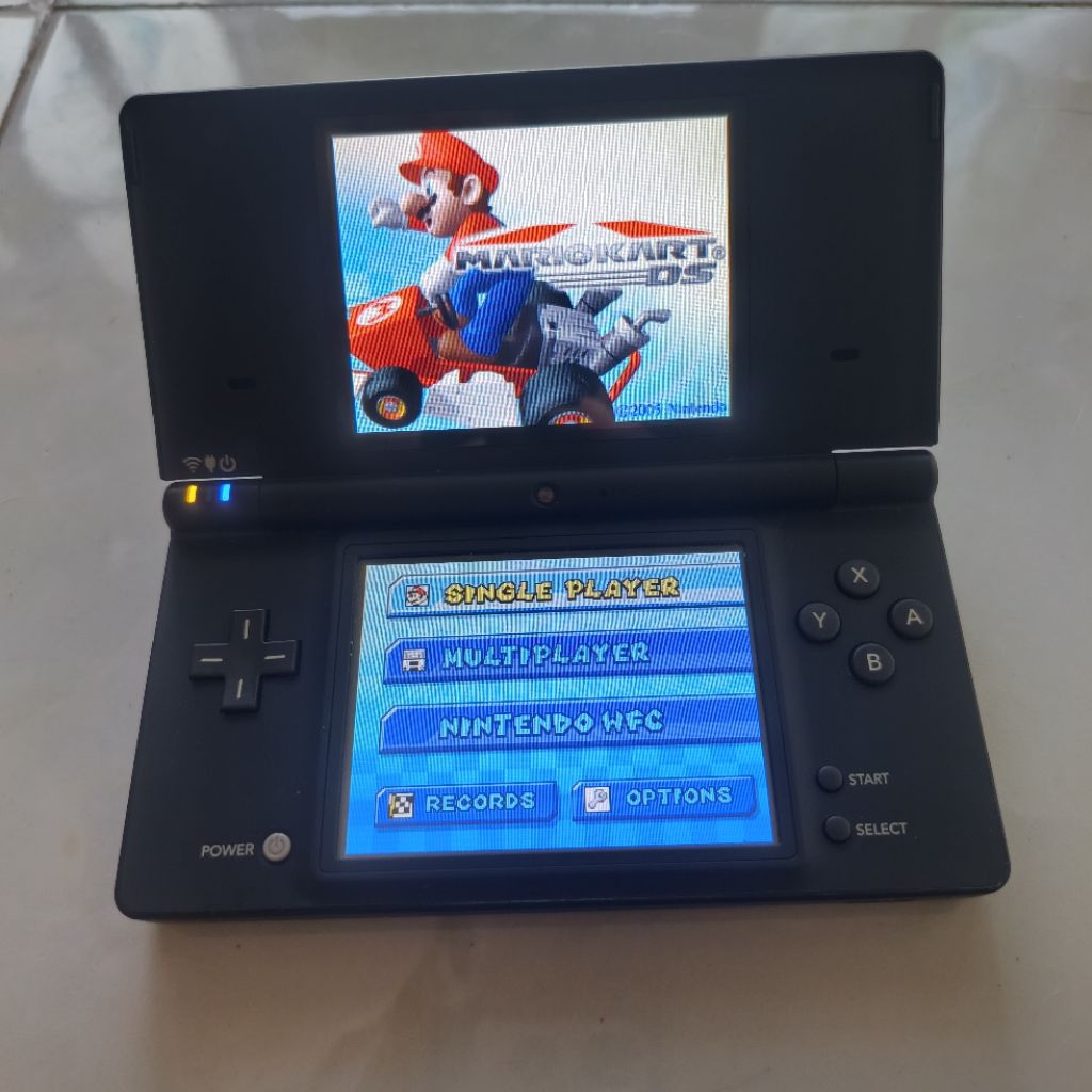 nintendo dsi hitam