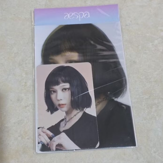 Lenticular winter aespa set 1st concert