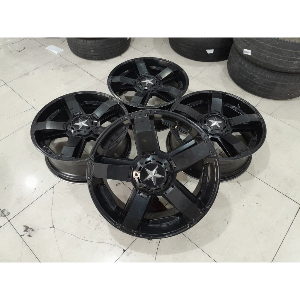 Velg bekas pajero ring 22 lebar 9 lubang 6x139 et 20 black