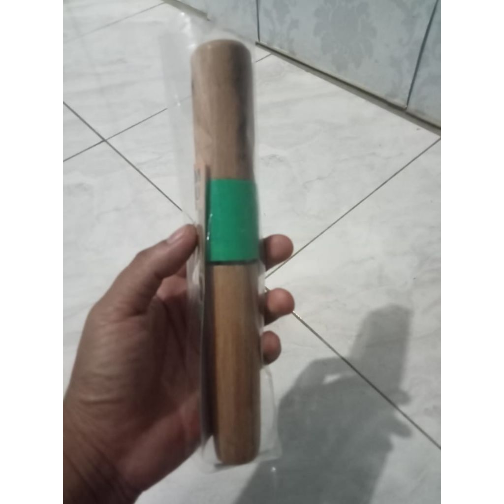 klem putar egrek sawit untuk pipa uk 33 ke 38 terbuat dari kayu daru daru