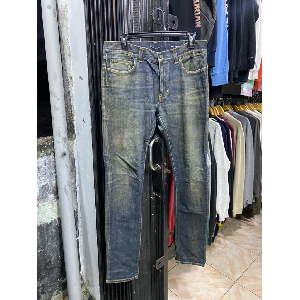 celana jeans saint laurent paris