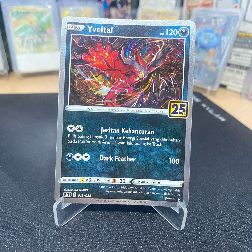 Yveltal 013 /028 Holo Foil (SV8A 1) TCG Pokemon 25th Indonesia 2021