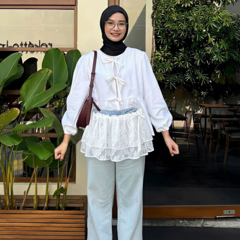 Outer Skirt Renda Lace Ruffle