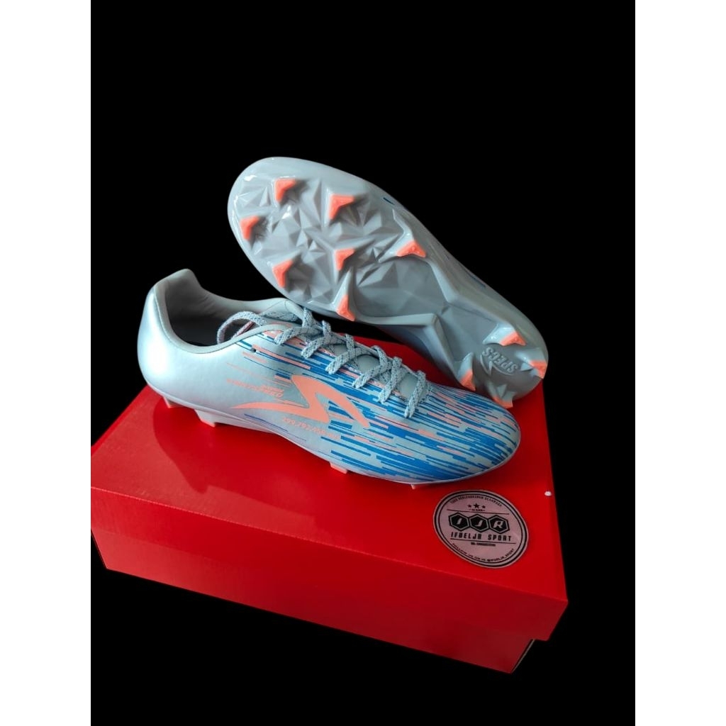 Sepatu Bola Specs  reborn  Fg