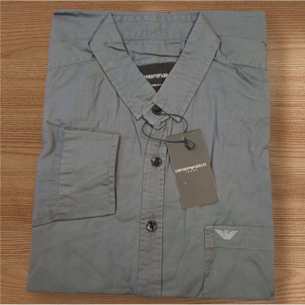 KEMEJA EMPORIO ARMANI PANJANG LENGAN BAHAN KATUN TWILL