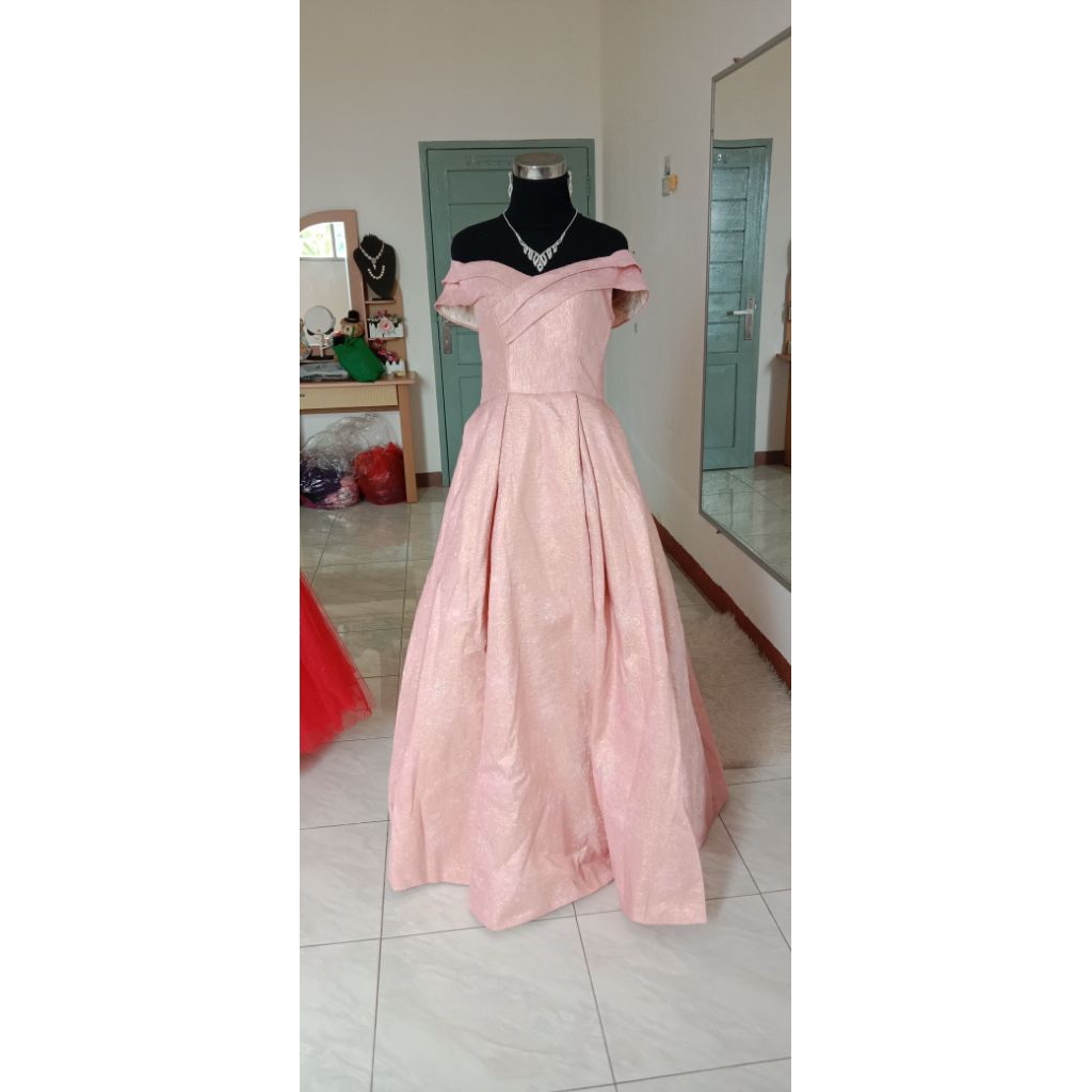 preloved gaun pesta rosegold #gaun #pesta