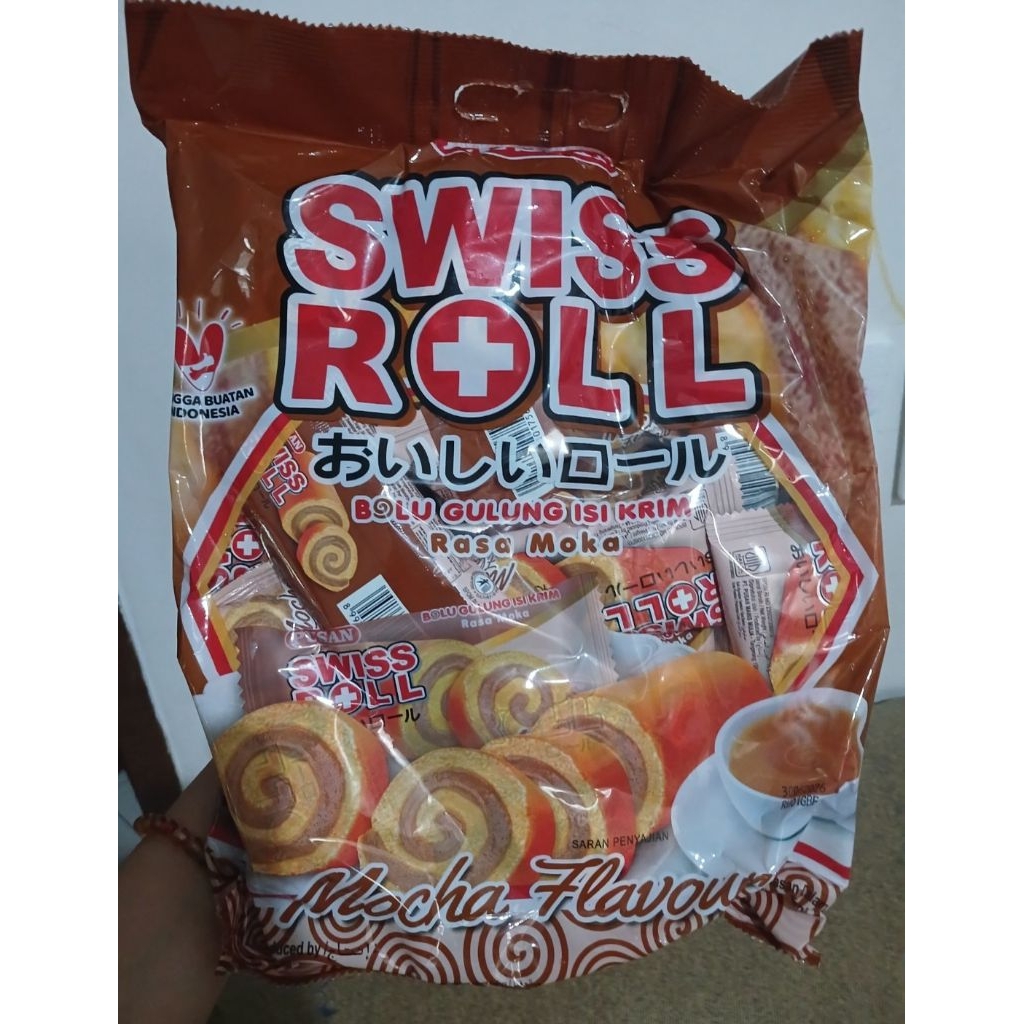 Swiss Roll Pusan rasa Moka