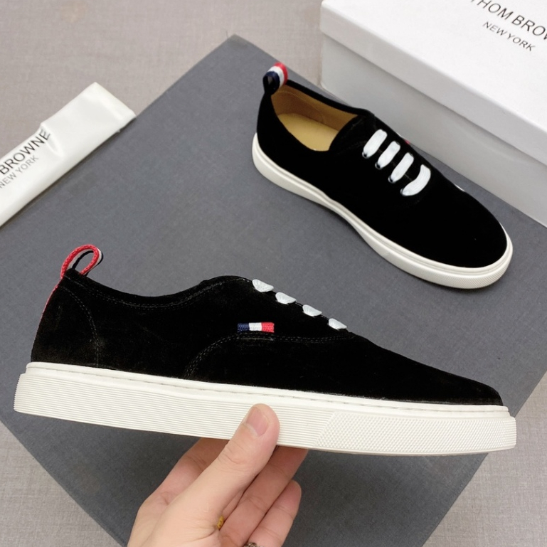 THOM BROWNE outdoor Fashion Casual Sepatu Pria Sneakers Shoes 1026 1849