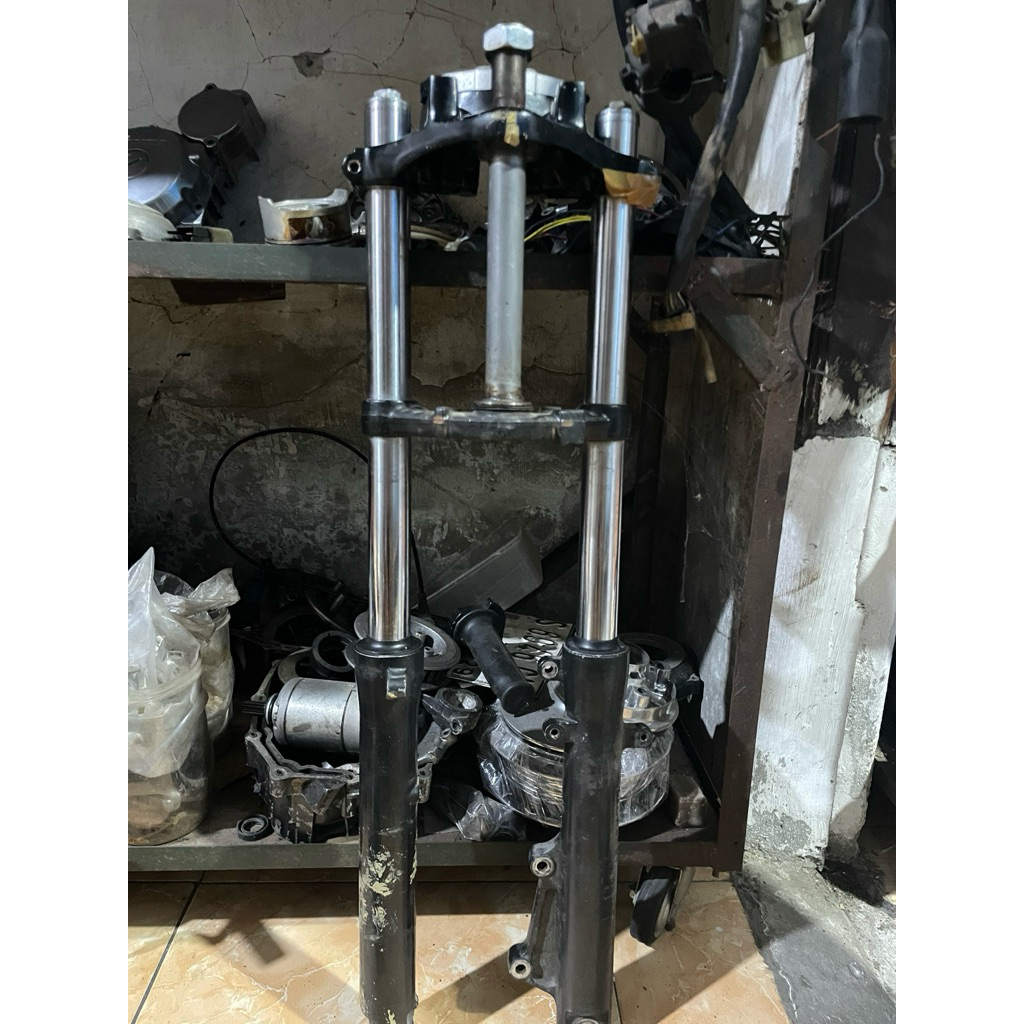 shock depan tiger revo original copotan motor