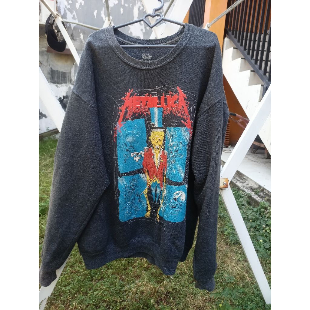 crewneck metalica second abu size L