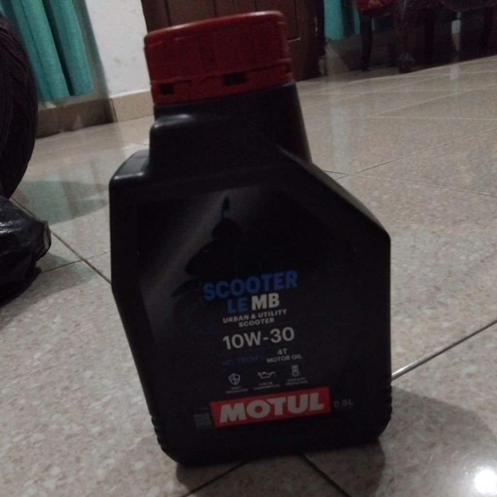 oli motor matic motul 800 ml asli