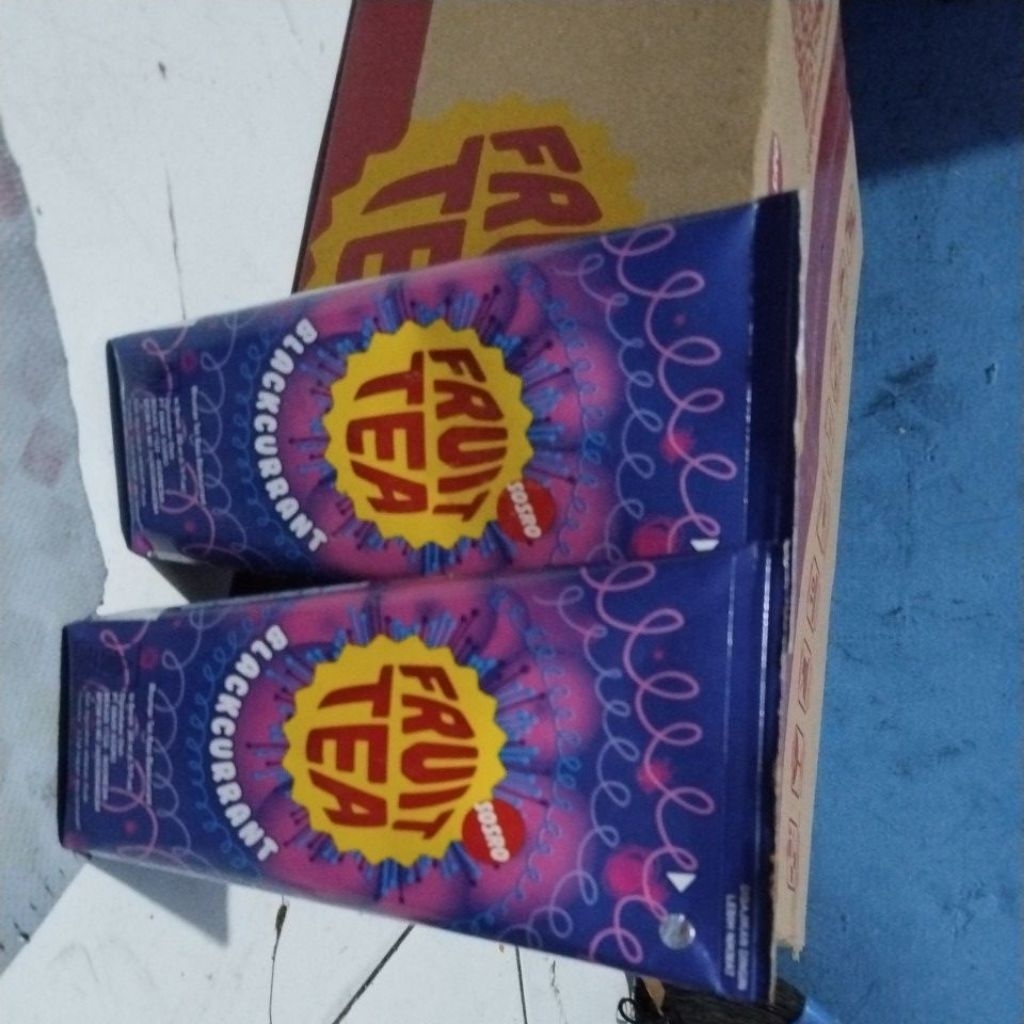 frutea blackcurant 200ml/isi 24