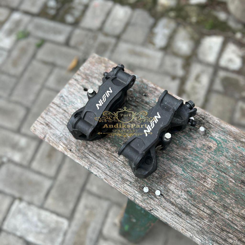 Kaliper Nissin pict 100 CBR 500 RR kanan/kiri original copotan moge mulus/kaliper nissin 4piston