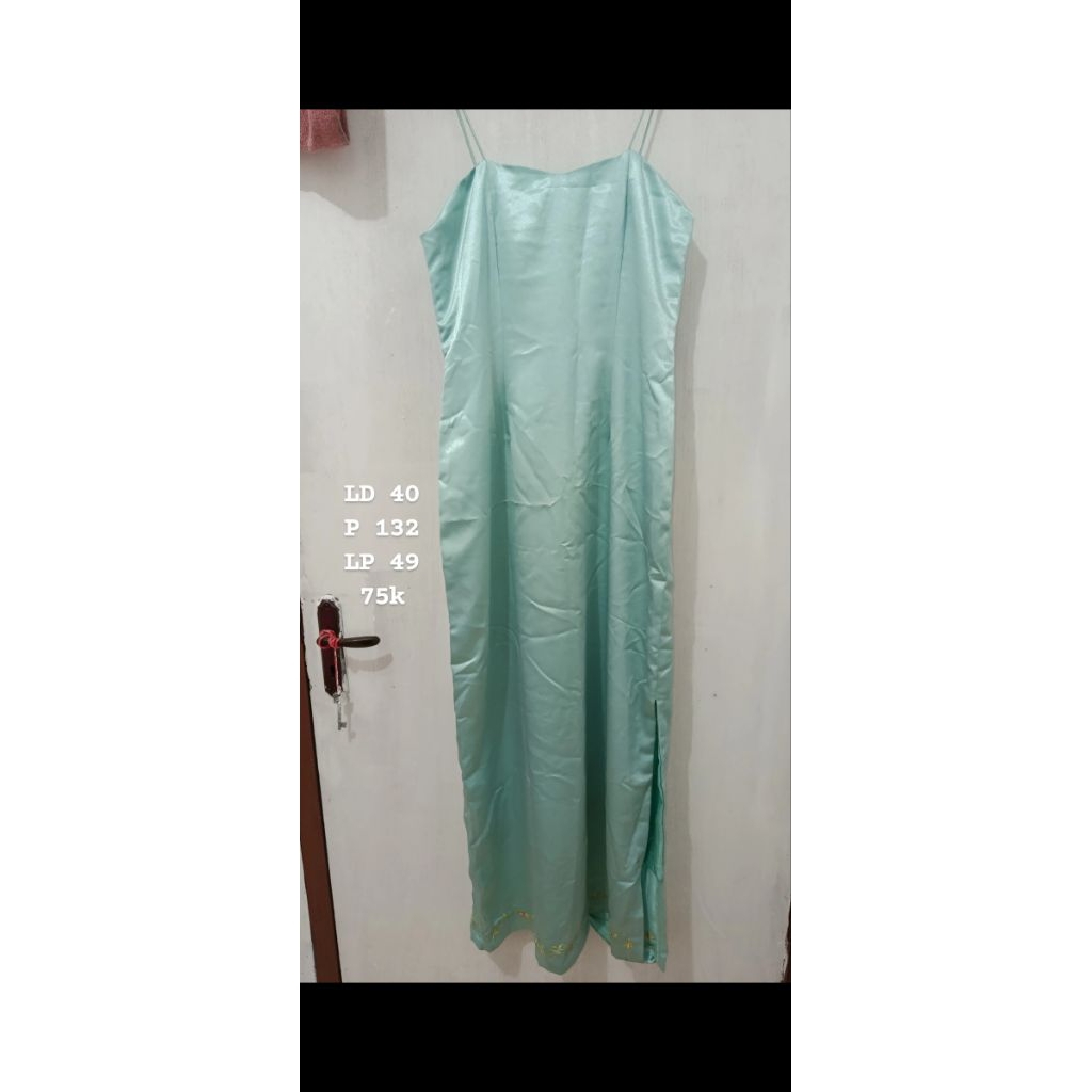 dress satin preloved