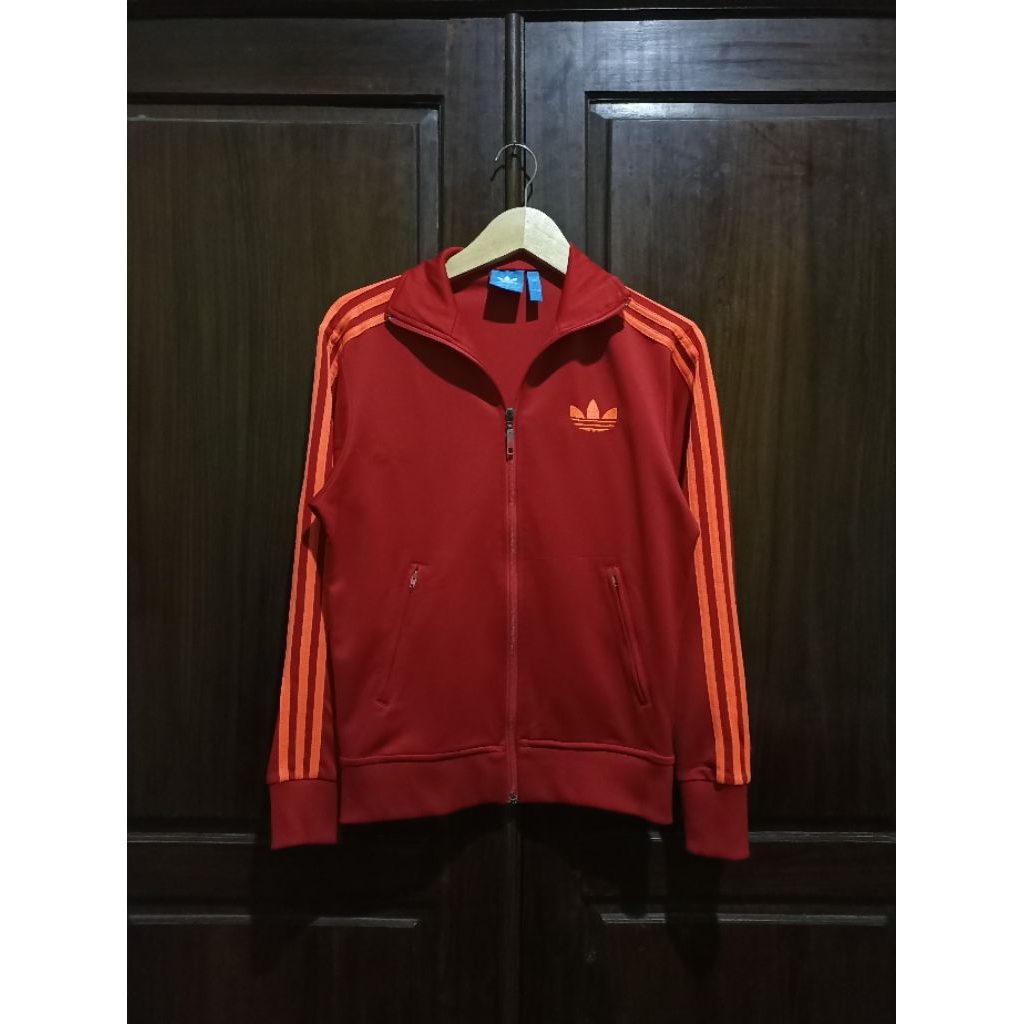 tracktop adidas firebird red