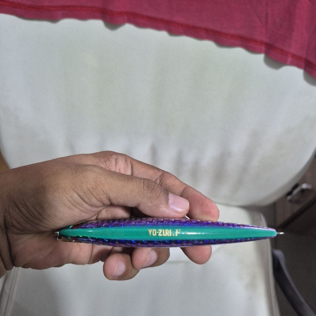 Minnow Yo zuri Tobimaru 130F