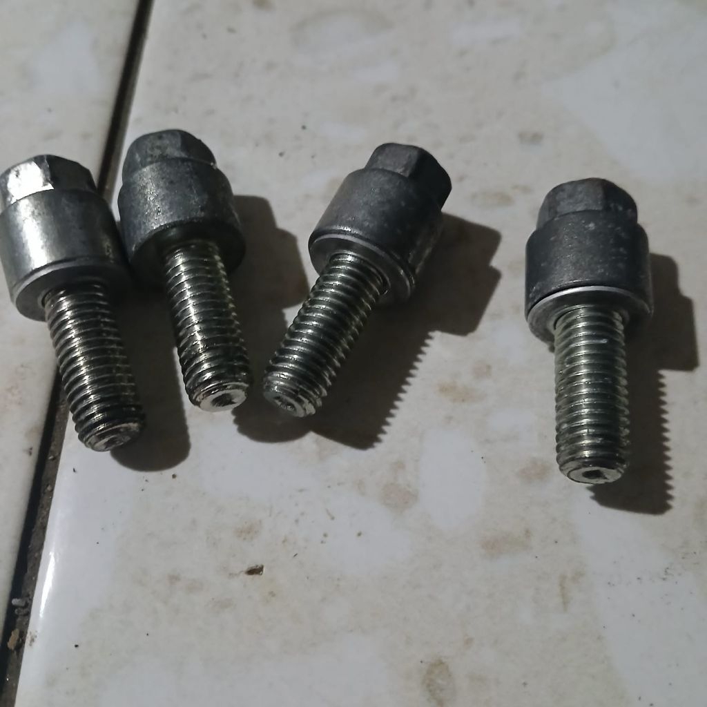 BAUT TUTUP OLI MESIN NINJA RR ORIGINAL COPOTAN