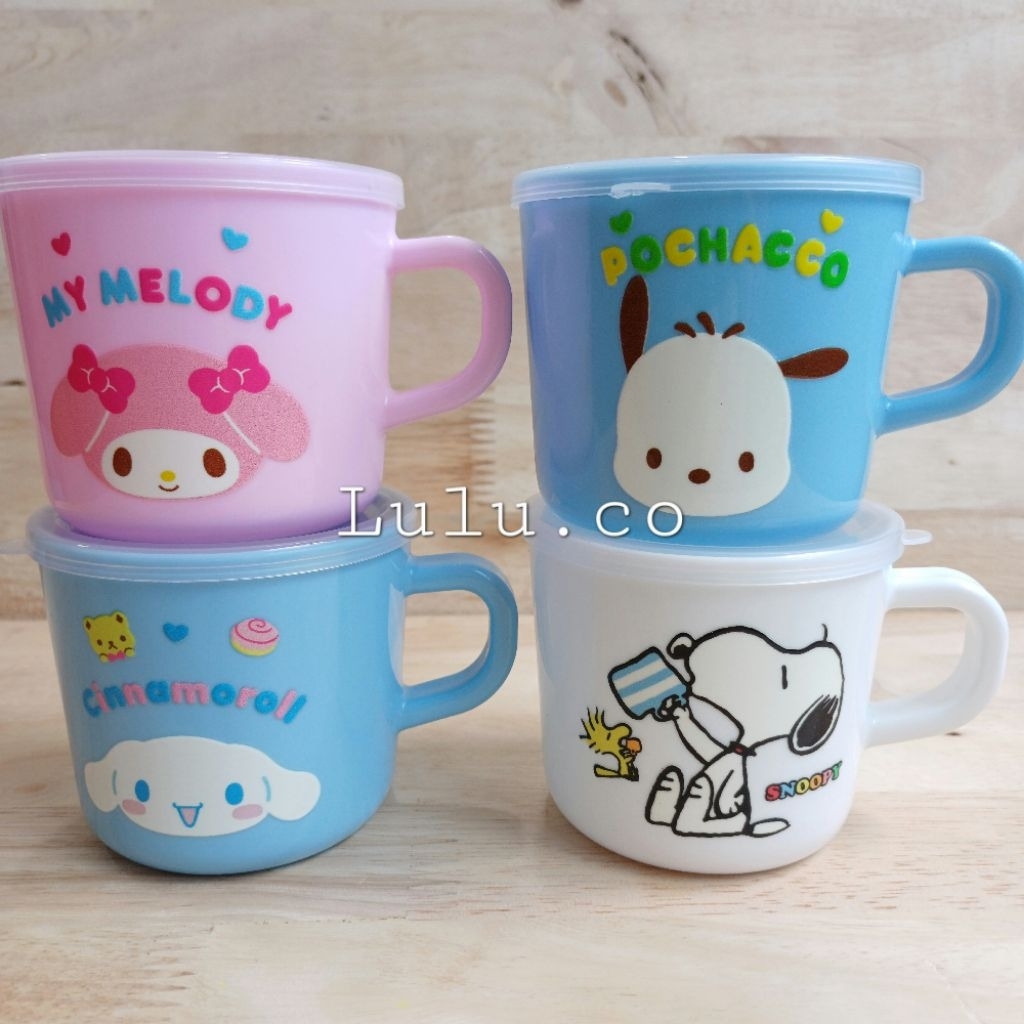 Cangkir cup plastik Snoopy San*** my melody cinnamoroll pochacco