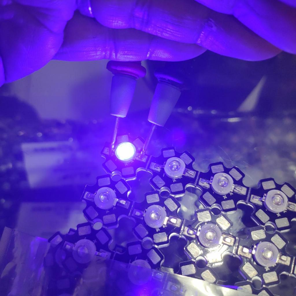 HLP 1 WATT ROYAL BLUE 25-30LM