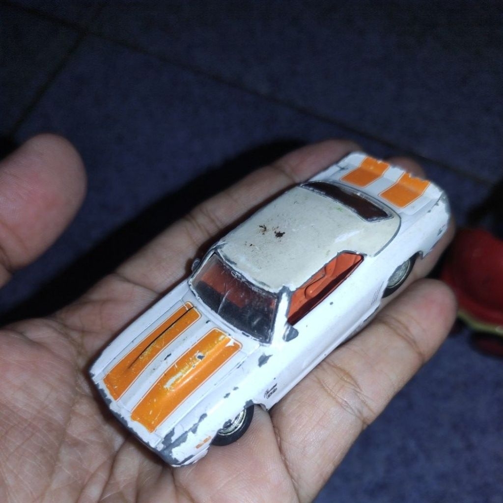 Diecast Chevy Camaro Jada Toys 1:64