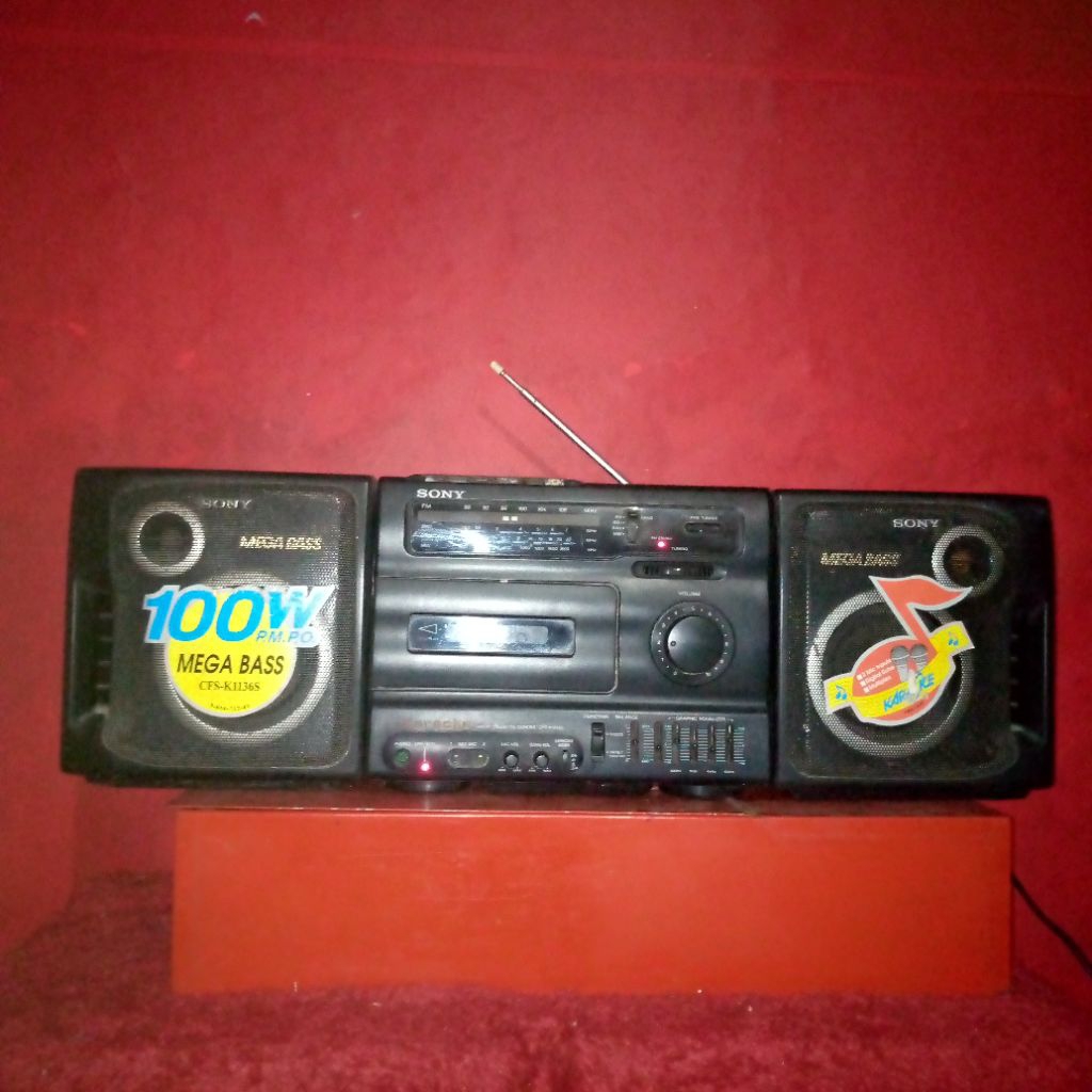 radio jadul tipe  sony