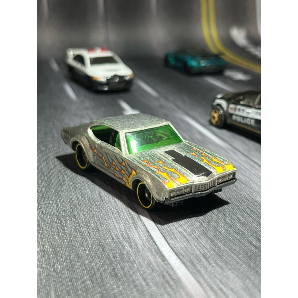Hot Wheels Olds 442 Zamac (Kondisi 85%)