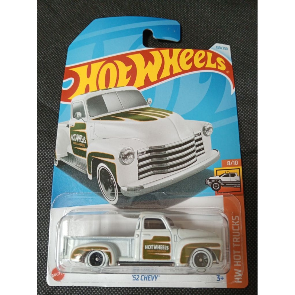 HOT WHEELS '52 CHEVY PUTIH