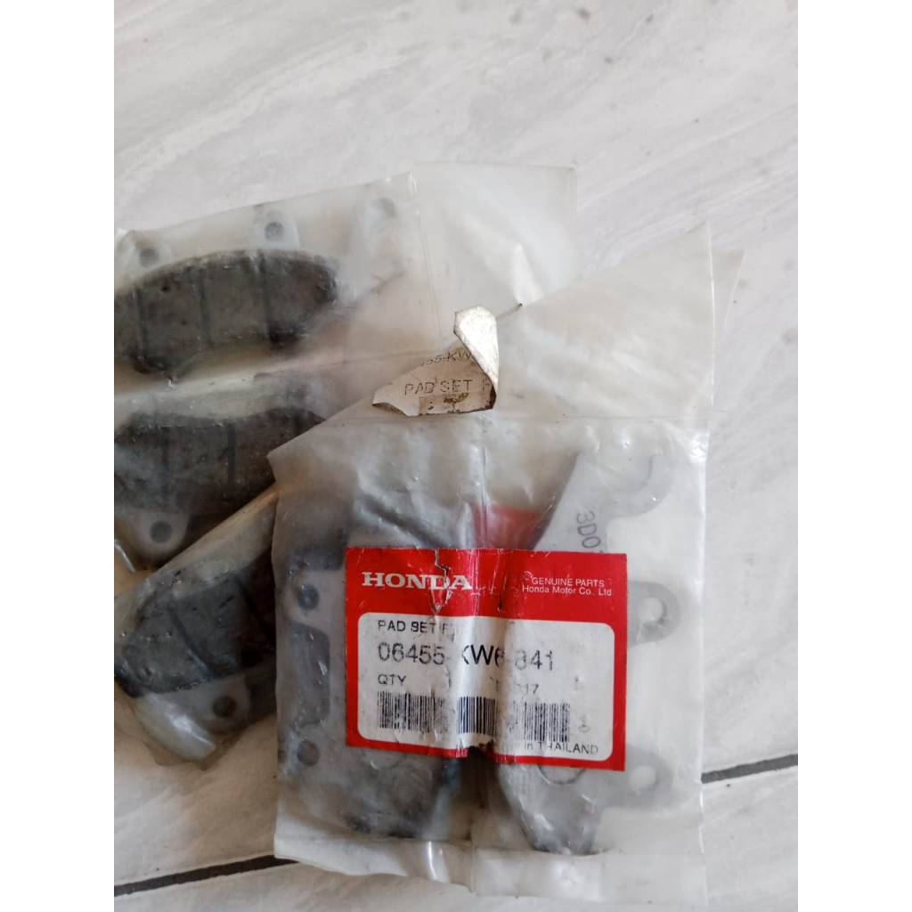Disc Pad Kampas Rem Cakram Depan NSR 150 SP Ori Honda AHM 06455KW6841