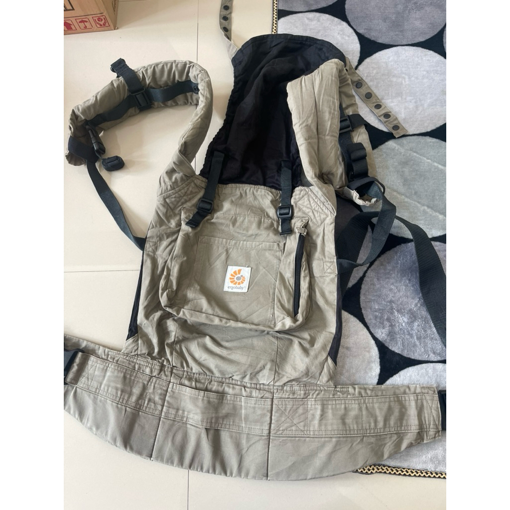 Gendongan ergobaby ssc original