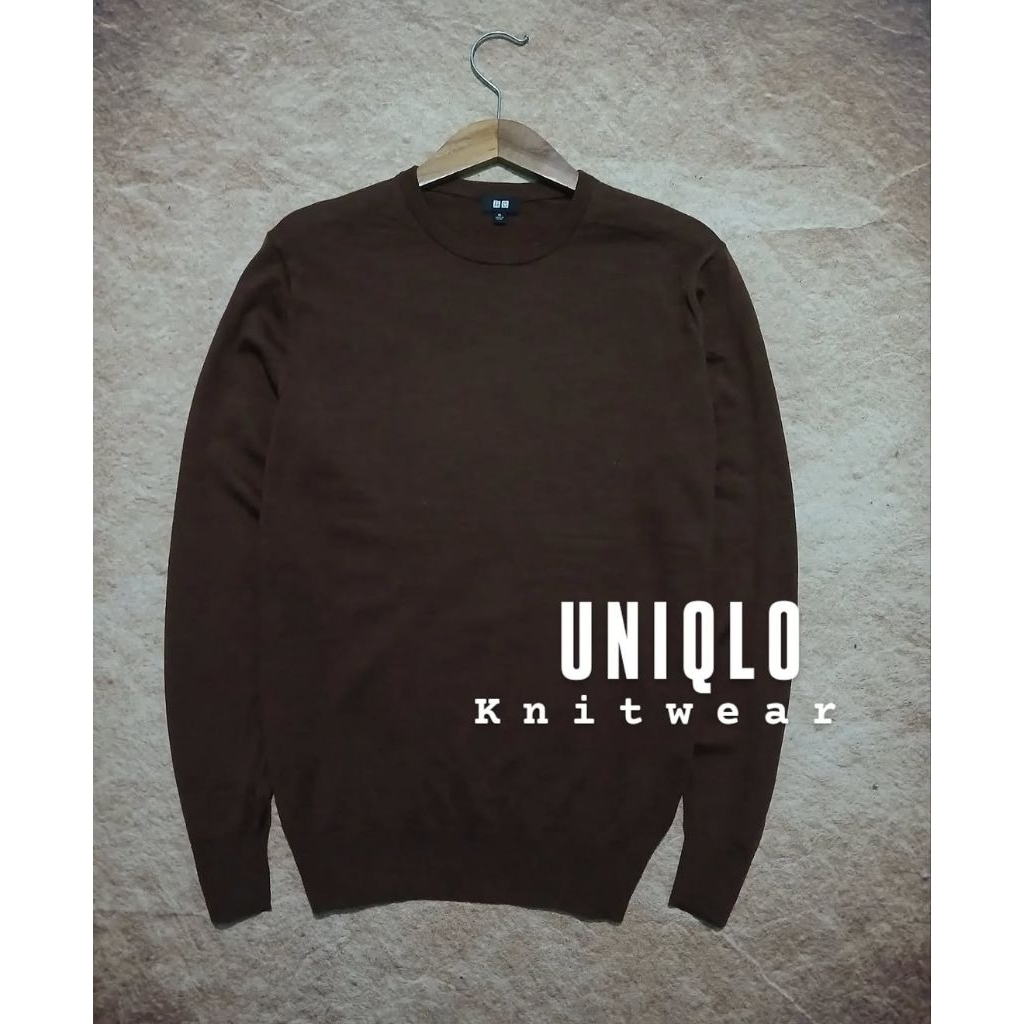knitwear UNIQLO bahan katun knit recomend bekas/second/preloved