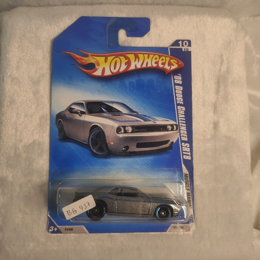 Hot Wheels 08 Dodge Challenger SRT8