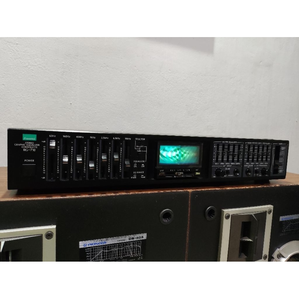 Equalizer Sansui RG-710