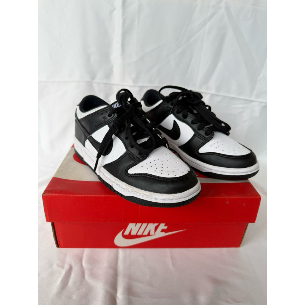NIKE DUNK LOW