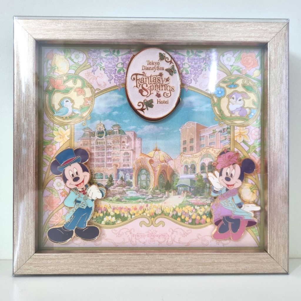 Souvenir Hadiah Oleh2 Koleksi Dekorasi Hiasan Rumah Meja Photo Foto Frame Bingkai Kayu Tokyo Disney 