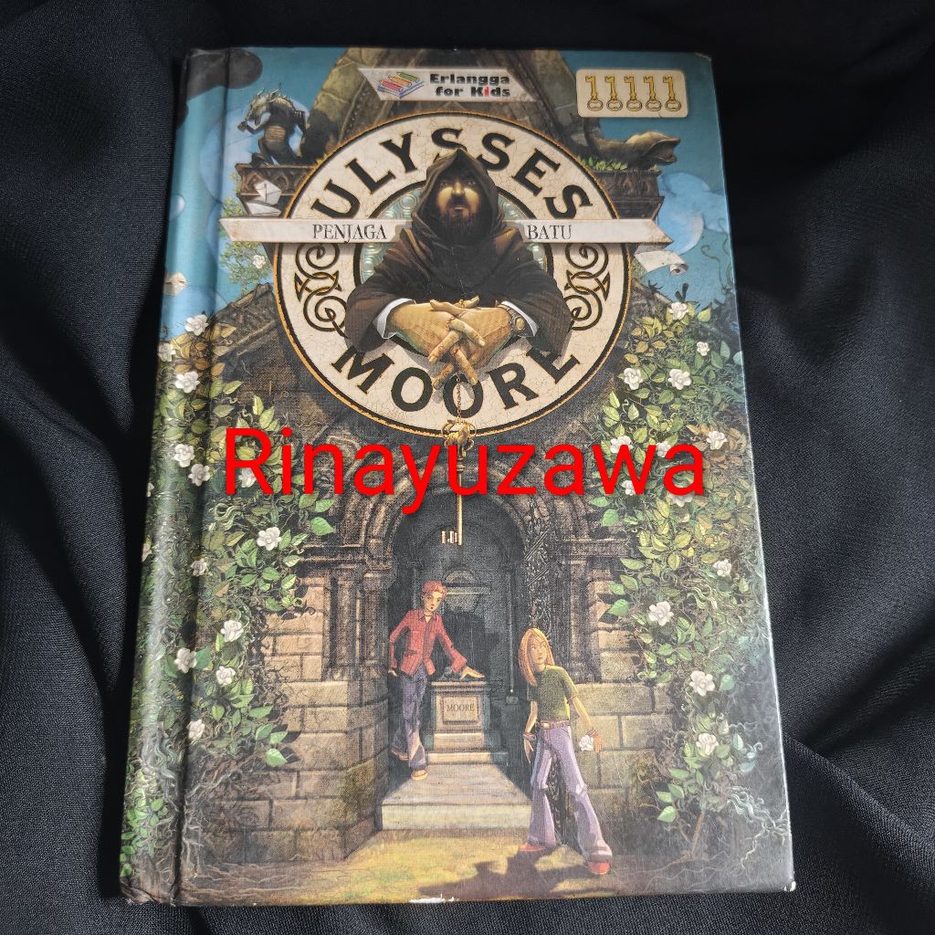 Novel Bekas Terjemahan Ulysses Moore