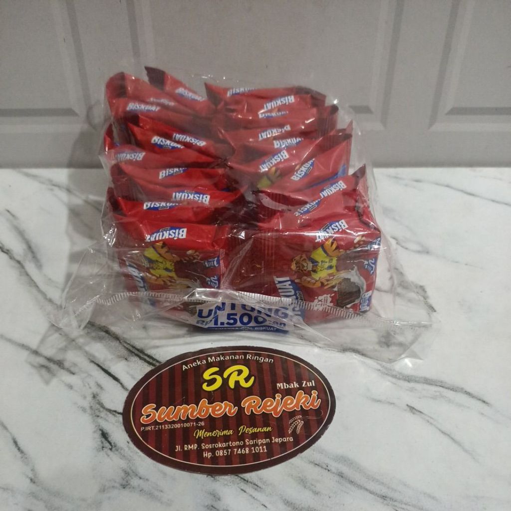 BISKUAT  BISKUIT COKLAT ISI 2 RENTENG BERAT 152 GRAM